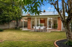 89 Fisher St Fullarton SA 5063 Australia