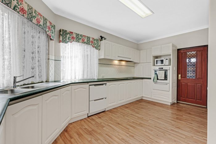 414 Marine Terrace Geographe WA 6280 Australia