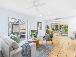 63 Karamea Ave Springfield QLD 4300 Australia