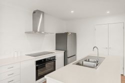 17 Anbria Dr White Beach TAS 7184 Australia