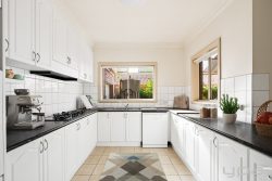 154 Kingston Blvd Hoppers Crossing VIC 3029 Australia