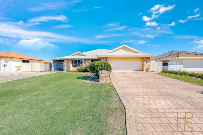 59 Lakeview Dr Bundaberg North QLD 4670 Australia