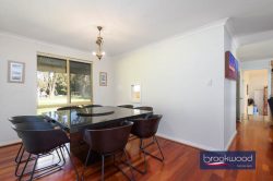 1530 Walker St Mundaring WA 6073 Australia