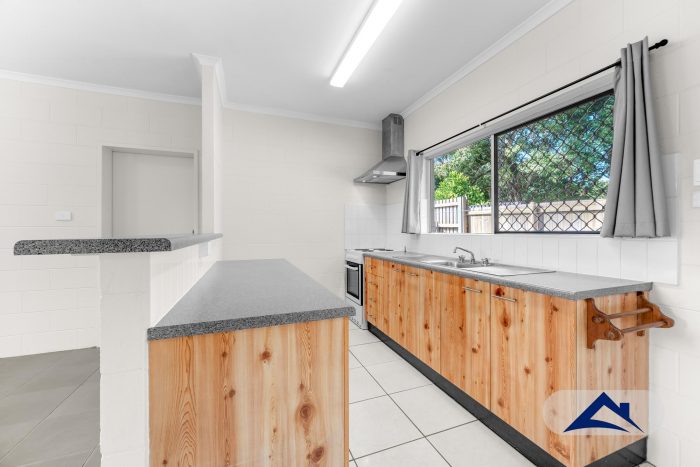 36 Loretta Ave Woree QLD 4868 Australia