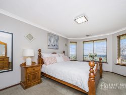 5 Nowra Pl Kelmscott WA 6111 Australia
