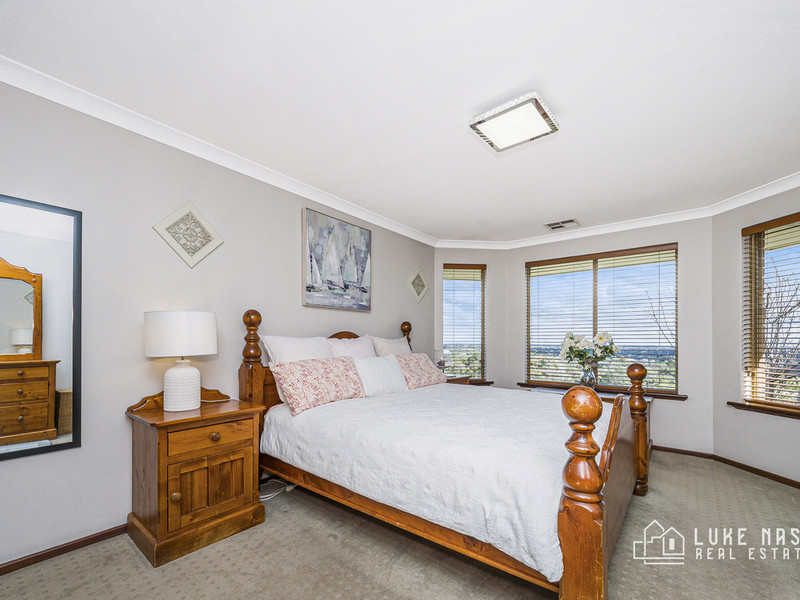 5 Nowra Pl Kelmscott WA 6111 Australia