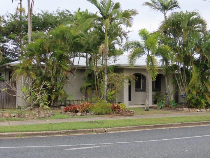 96 Maple Dr Andergrove QLD 4740 Australia