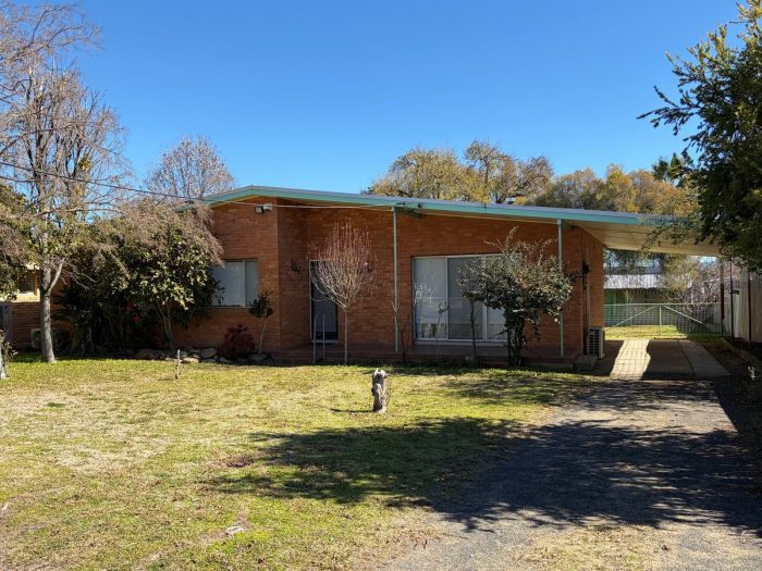 18 Masman St Coonabarabran NSW 2357 Australia