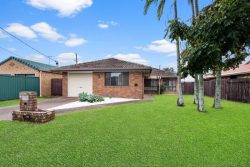 33 Mccosker St Kippa-Ring QLD 4021 Australia