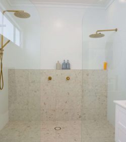 Shower Screens Tareev