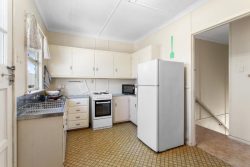 405 Oxley Ave Redcliffe QLD 4020 Australia