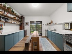 15 Peet Rd Roleystone WA 6111 Australia