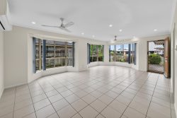 44 Kennys Rd Marian QLD 4753 Australia