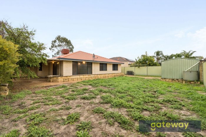 15 Quong Pl Atwell WA 6164 Australia