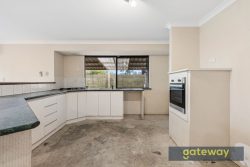 15 Quong Pl Atwell WA 6164 Australia