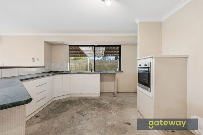 15 Quong Pl Atwell WA 6164 Australia
