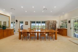 101 Pacific Hwy Mount White NSW 2250 Australia