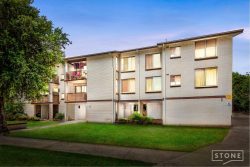 Unit 2/20 Paget St Richmond NSW 2753 Australia