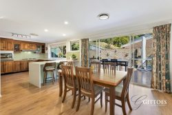 13 Redgrove St Green Point NSW 2251 Australia