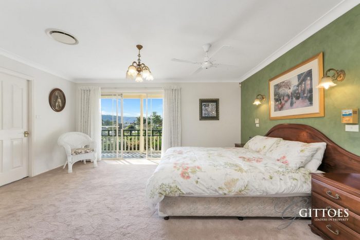 13 Redgrove St Green Point NSW 2251 Australia