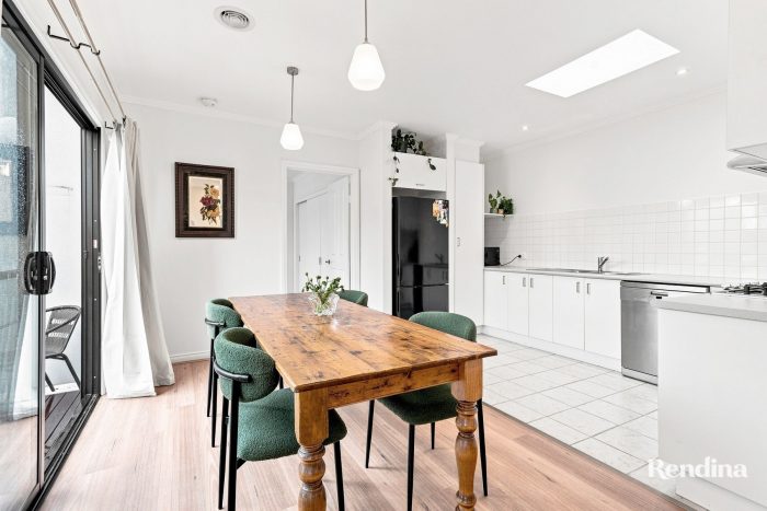 55 Francis Ln Kensington VIC 3031 Australia