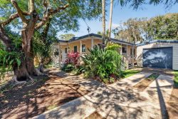 61 Menzies Dr Pacific Paradise QLD 4564 Australia