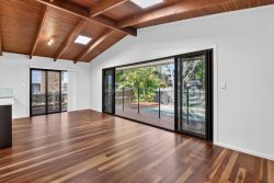 61 Menzies Dr Pacific Paradise QLD 4564 Australia