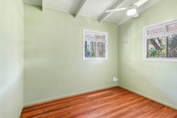 61 Menzies Dr Pacific Paradise QLD 4564 Australia