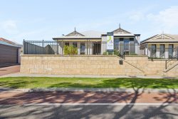 97 Runnymede Gate Wellard WA 6170 Australia