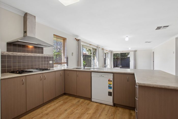 97 Runnymede Gate Wellard WA 6170 Australia
