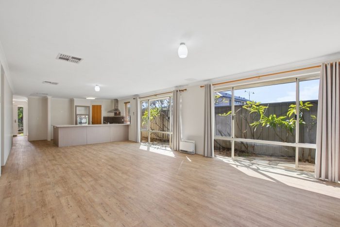 97 Runnymede Gate Wellard WA 6170 Australia