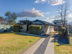 5 St Johns Ave Armidale NSW 2350 Australia