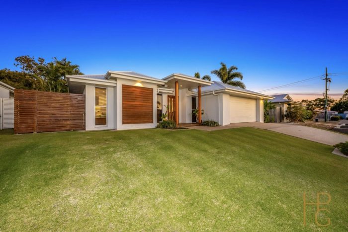 4 Sarra Pl Bundaberg East QLD 4670 Australia