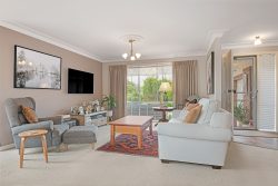 27 Somerset Cres Mansfield VIC 3722 Australia