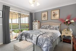 27 Somerset Cres Mansfield VIC 3722 Australia