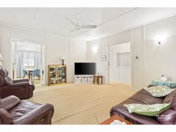89 Eton St West Rockhampton QLD 4700 Australia