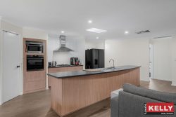 49 Stanton Rd Redcliffe WA 6104 Australia