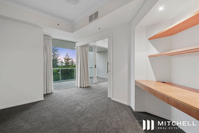 Unit 1042/1 Lennie Ave Main Beach QLD 4217 Australia