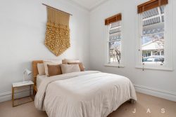 10 Thomson St Seddon VIC 3011 Australia