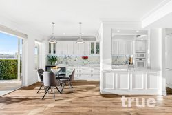 34 Rosemeadow Dr Cabarita NSW 2137 Australia
