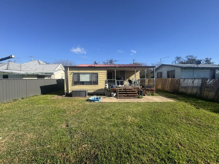 79 Virginia St Denman NSW 2328 Australia