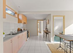 28 Hill St West Hobart TAS 7000 Australia