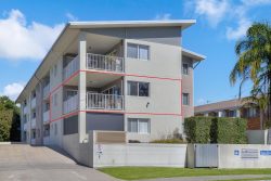 Unit 5/48A Dry Dock Rd Tweed Heads South NSW 2486 Australia