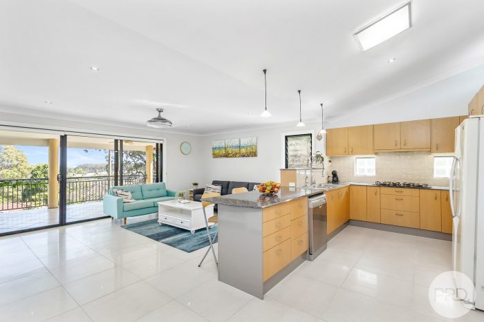13A Tingara Rd Nelson Bay NSW 2315 Australia