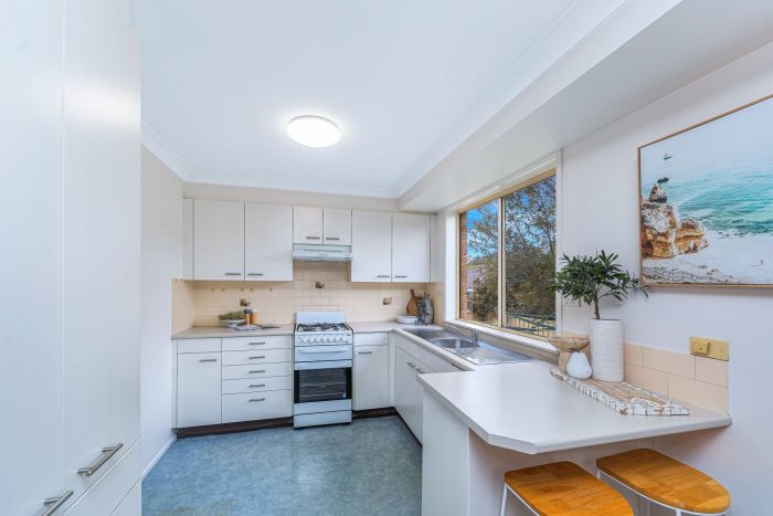 6A Treeview Pl Mardi NSW 2259 Australia