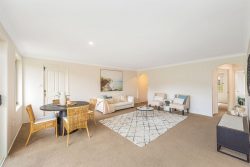 6A Treeview Pl Mardi NSW 2259 Australia