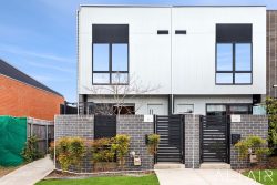 3A Woodberry Ave Coombs ACT 2611 Australia