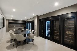 1109/112 Adderley St West Melbourne VIC 3003 Australia
