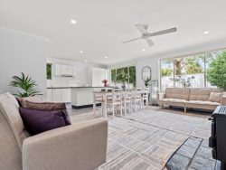 1/17 Airly Rd Umina Beach NSW 2257 Australia