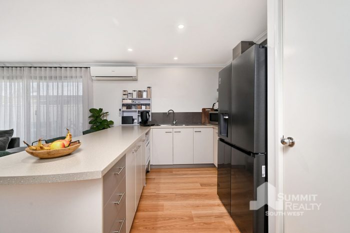 55B Hayes St East Bunbury WA 6230 Australia